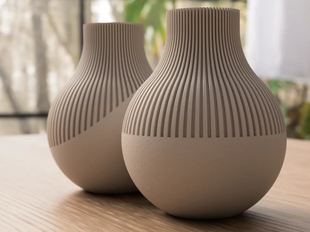 Japanese Neki Vase